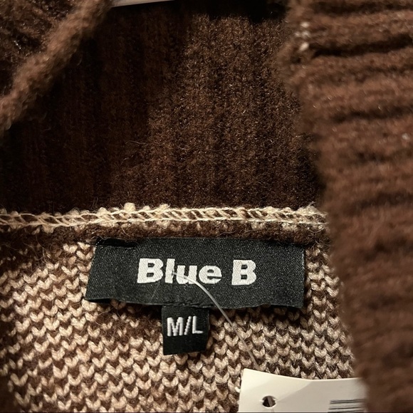 Blue B Cheetah & Brown turtleneck sweater NWT - Picture 4 of 7